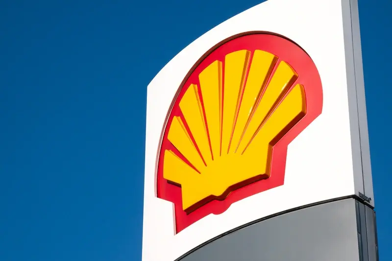 Shell petrol garage sign
