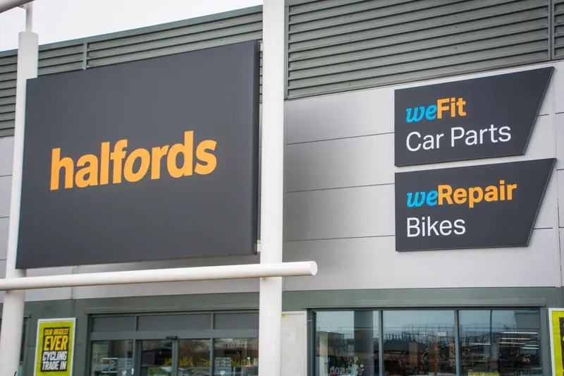 Halfords store bike stock