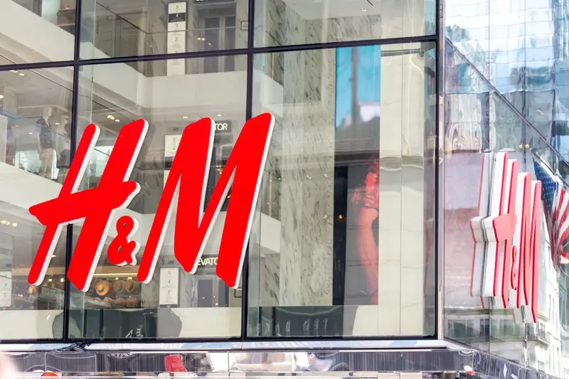 H&M logo