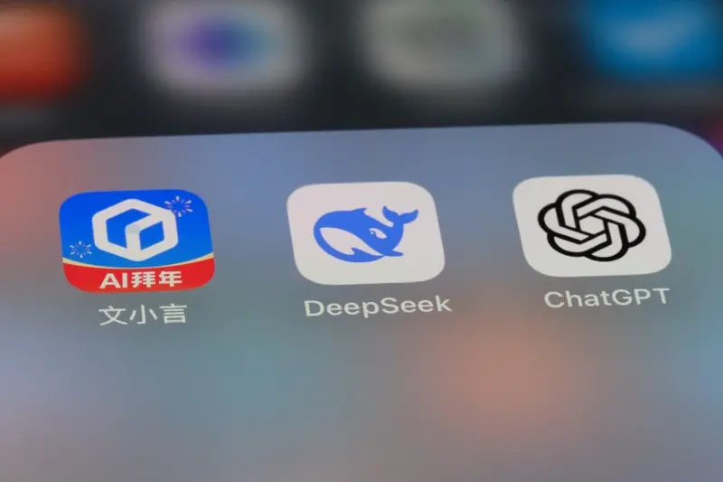 DeepSeek app on mobile