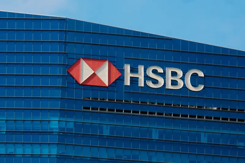 HSBC tops FTSE gainers on better earnings and new $3 billion buyback featured picture