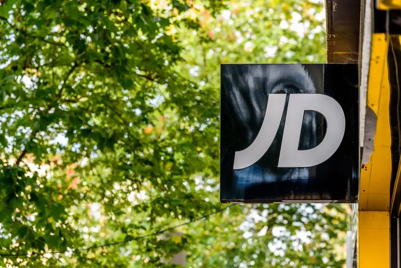 JD Sports stars as stocks end firmly in the green featured picture
