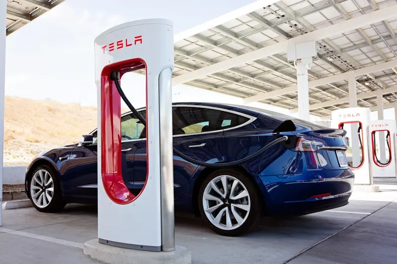 Tesla 3 charging