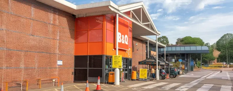 B&Q shopfront