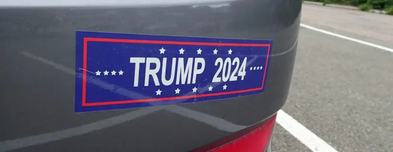 Trump 2024 bumper sticker on car