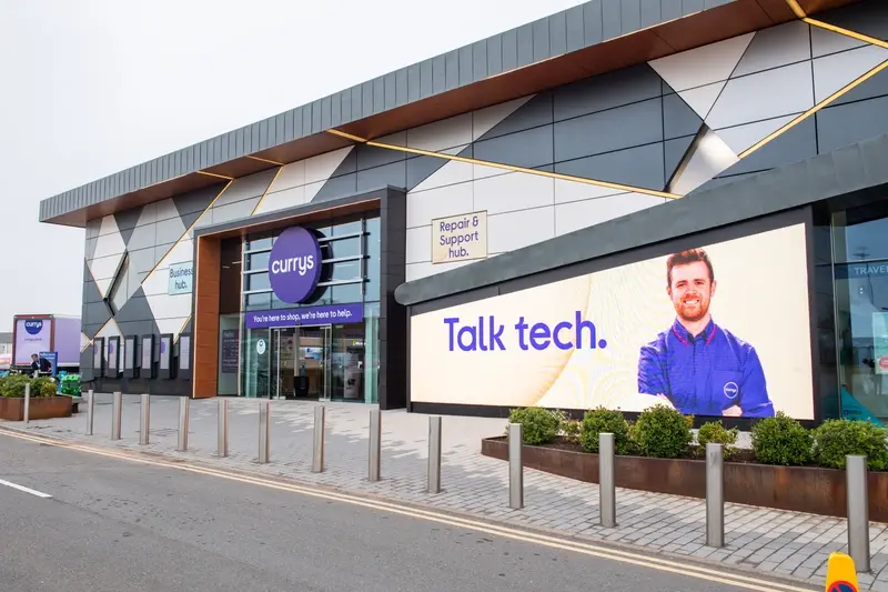 Currys store exterior