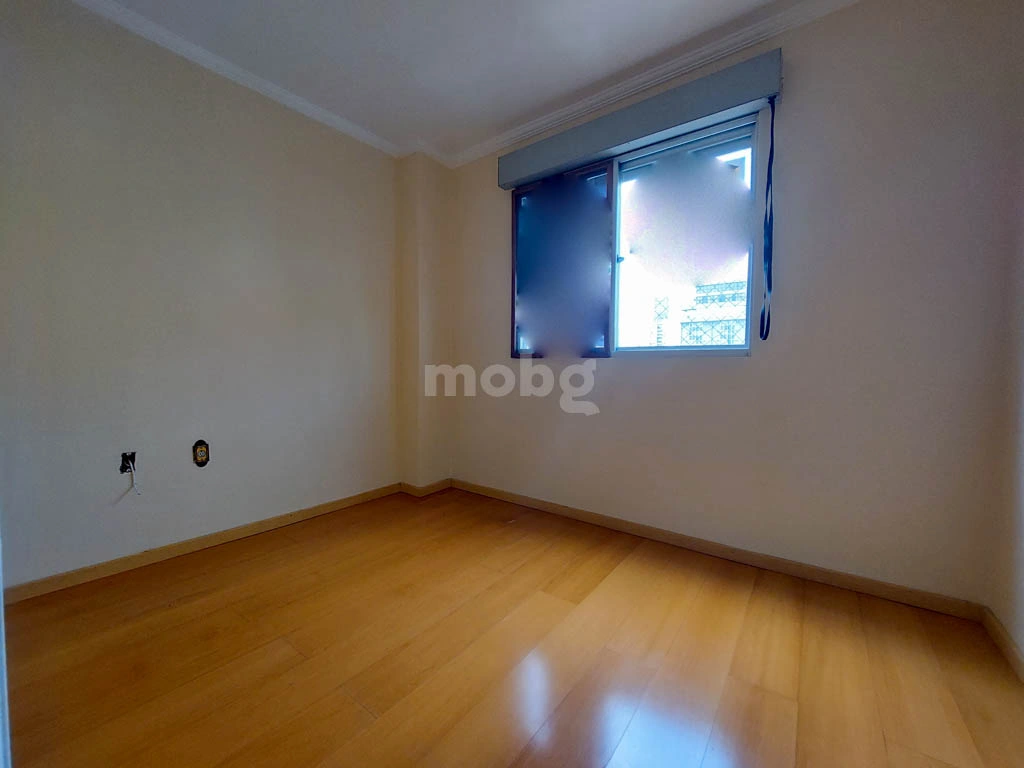 Apartamento para alugar com 3 quartos