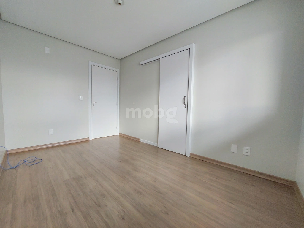 Apartamento para alugar com 3 quartos