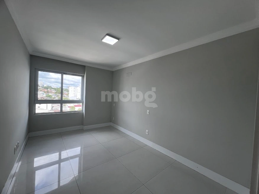 Apartamento para alugar com 3 quartos