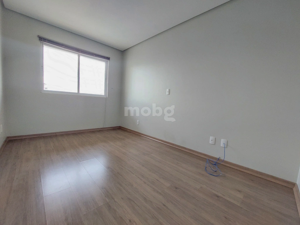 Apartamento para alugar com 3 quartos