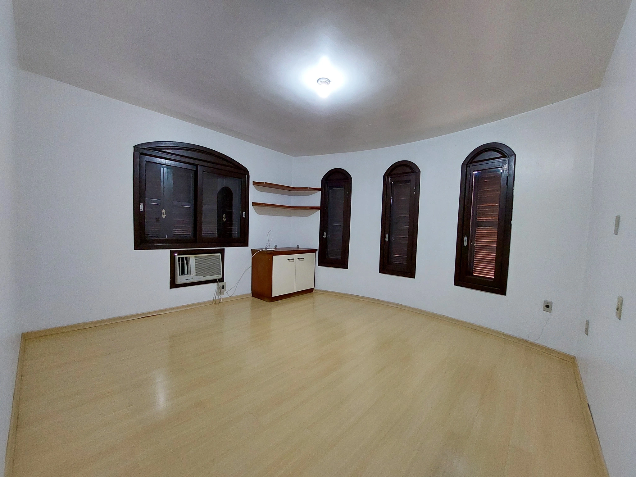 Casa para alugar com 4 quartos