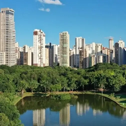 Foto aérea do Setor Bueno em Goiânia, GO