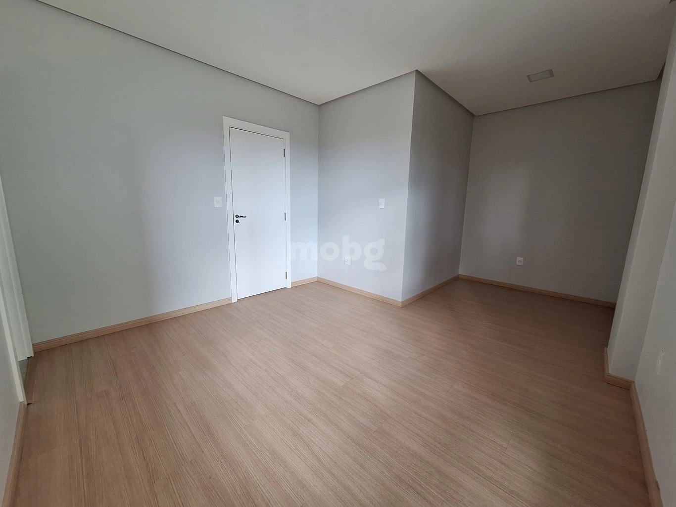 Apartamento para alugar com 3 quartos