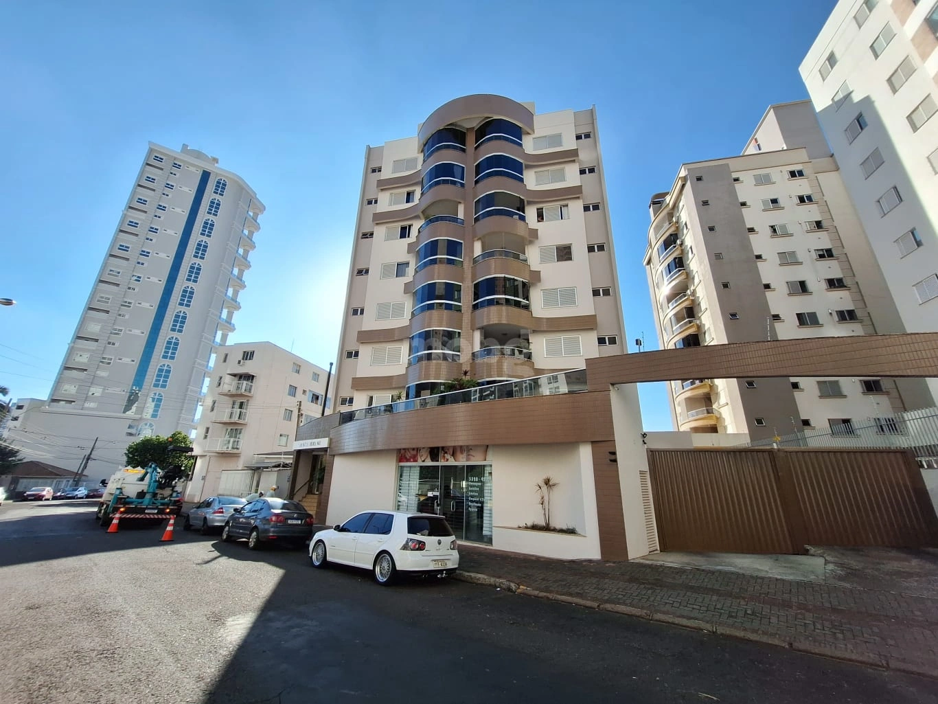 Apartamento para alugar com 3 quartos