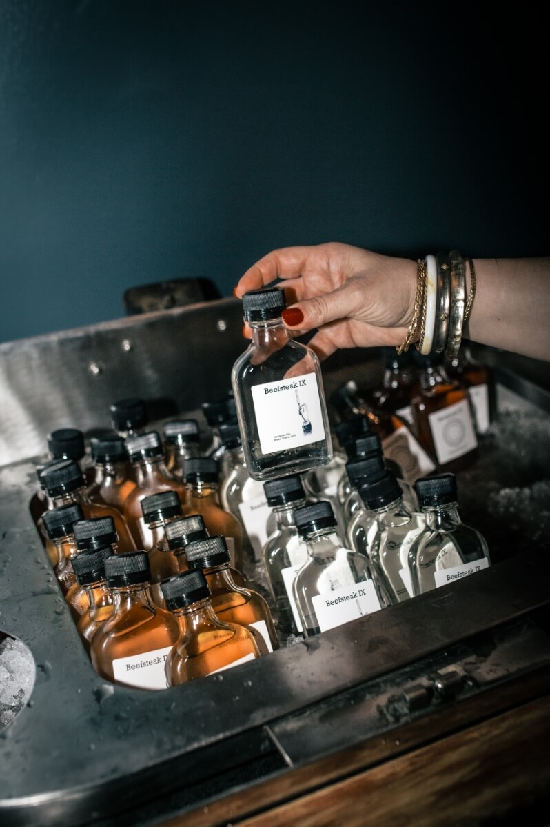 woman hand holding flask