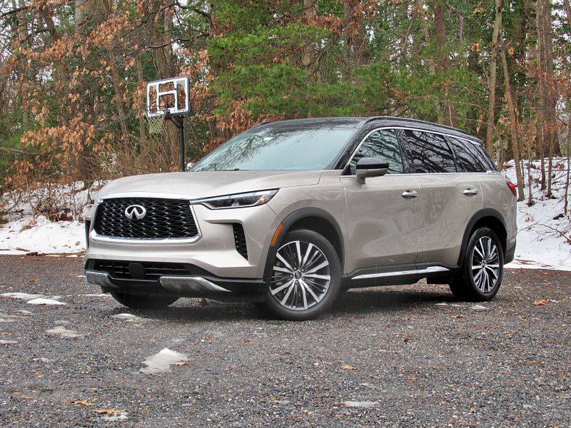 2022 Infiniti QX60 Autograph ・  Photo by Brady Holt