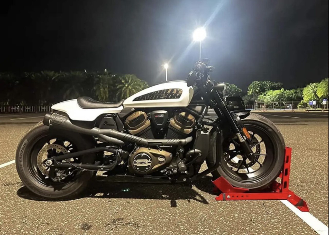 Дополнительное изображение Harley Davidson Sportster S 2022 clqreyr6n8zzr0b15nn24wwid