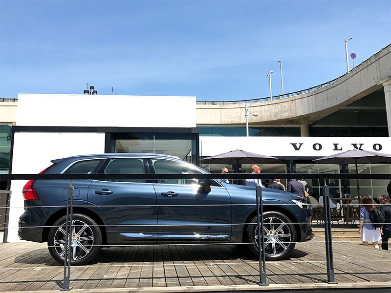 2018 Volvo XC60 exterior profile at global media launch in Barcelona Spain by Carrie Kim ・  Photo by Carrie Kim