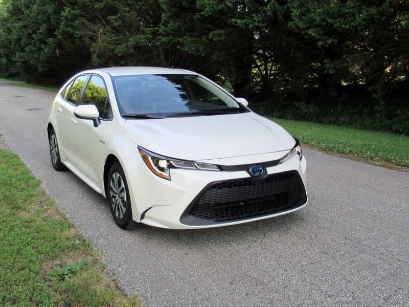 2020 Toyota Corolla Hybrid LE ・  Photo by Brady Holt