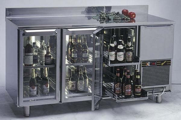 Prowadnice Accuride serii 5500 w szufladach kuchennych Bistro