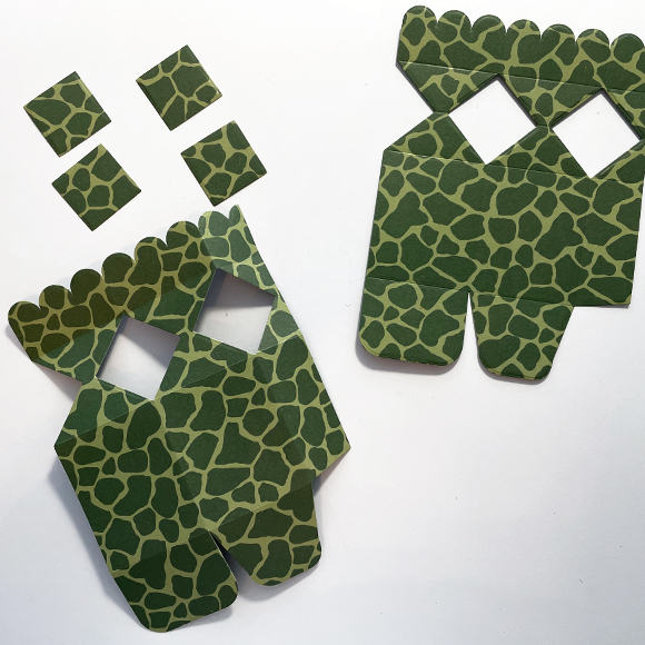 Folding Gift Boxes With A Cutting Die