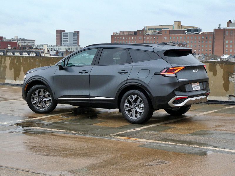 2023 Kia Sportage Hybrid Review: Quick Take