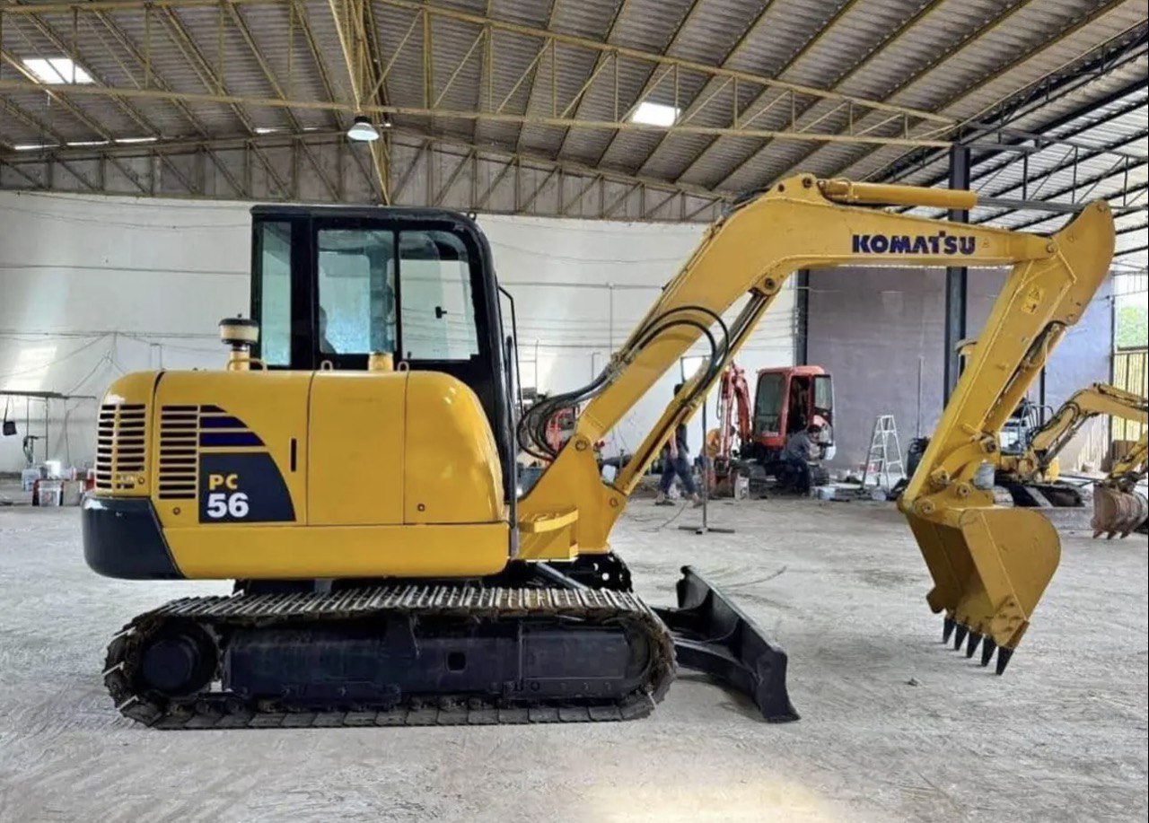 Дополнительное изображение Komatsu pc56-7 clr00vmp32bzr0b15di5r5y4h