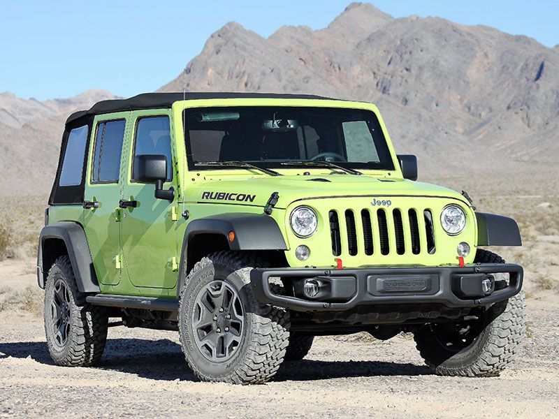 2017 Jeep Wrangler front by Andy Bornhop ・  Photo by Andy Bornhop