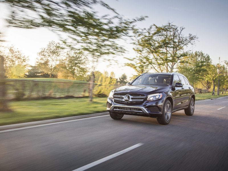 2018 Mercedes Benz GLC350e on road ・  Photo by Mercedes-Benz 