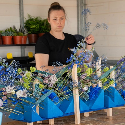 Gwendoline Bergeault en train de terminer son épreuve sur le jardin de Majorelle