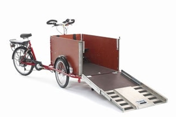 Rampa allungabile per cargo bike per sedie a rotelle