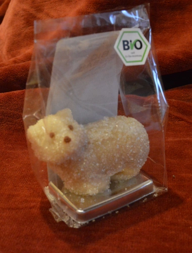 Eisbär "Lars" aus Marzipan