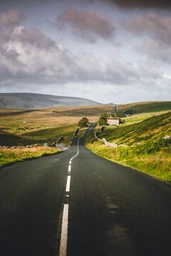 Cover image for 'Top 10 Road Trip Destinations to see the Beauty of Autumn in the UK'