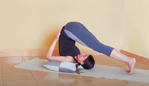 Halasana (Easy Plow Pose) Halasana (Easy Plow Pose)