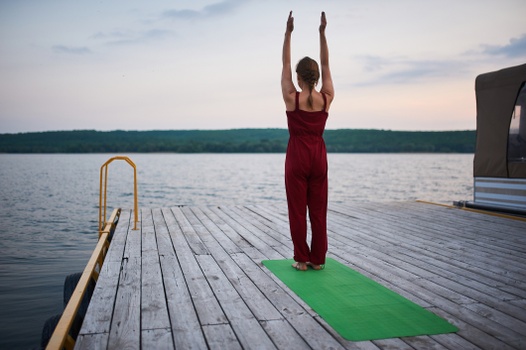 Urdhva Hastasana (Palm Tree Pose)