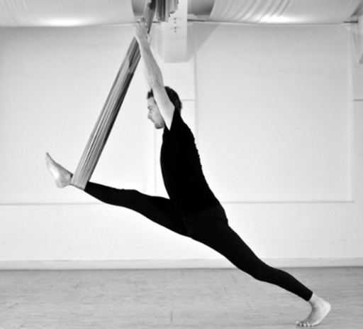 Hanumanasana Variation (Monkey Pose Aerial Variation)