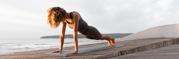Utthita Chaturanga Dandasana (High Plank Pose) Utthita Chaturanga Dandasana (High Plank Pose)