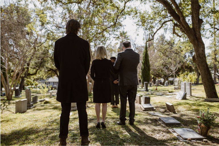 The Complete Guide to Funeral Etiquette in 2022