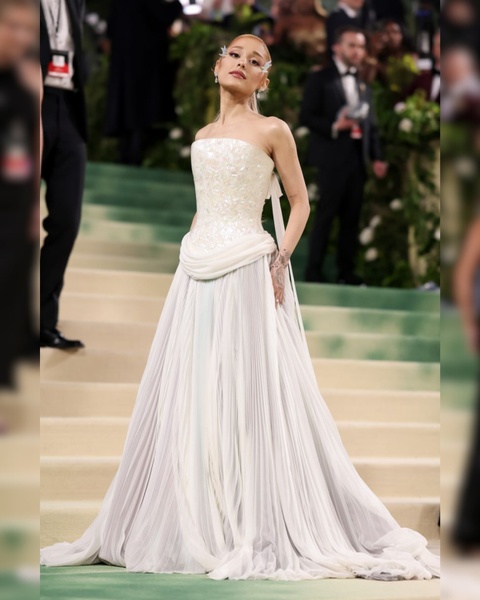 2024 Met Gala - How to Style Like Ariana Grande's Pearl Loewe Dress