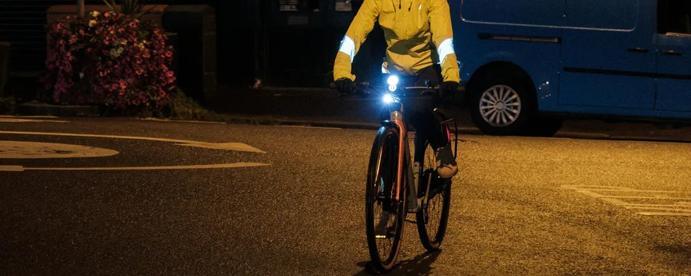 cycling at night wearing relectives