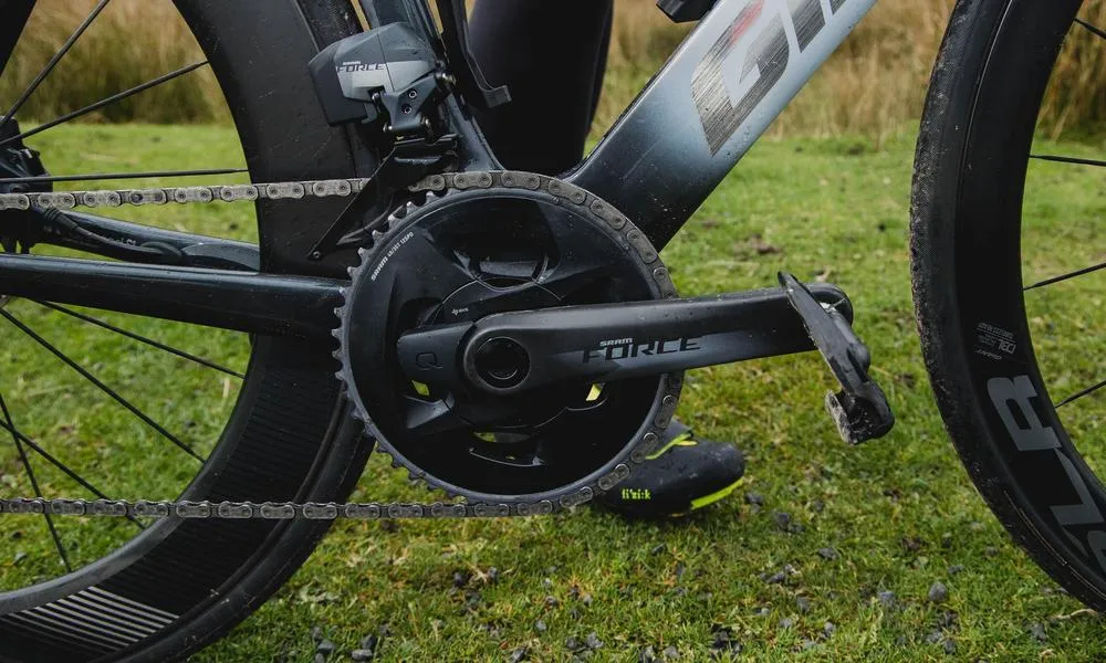 close up of a crank and chainset 