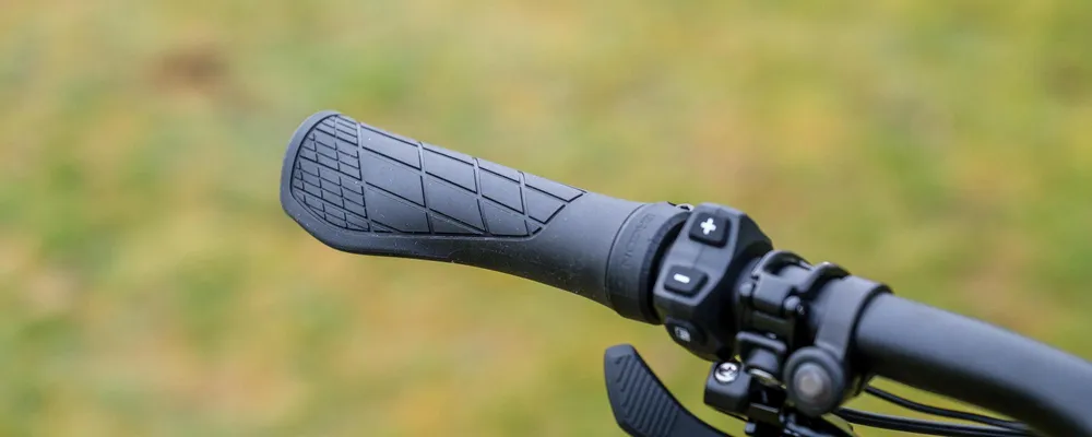 comfort grips on handlebar