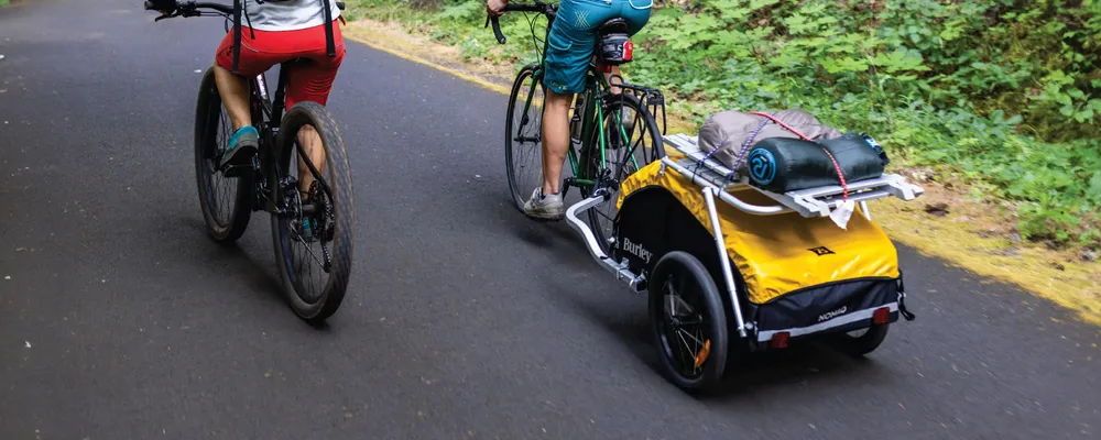 cycling with a luggage trailer