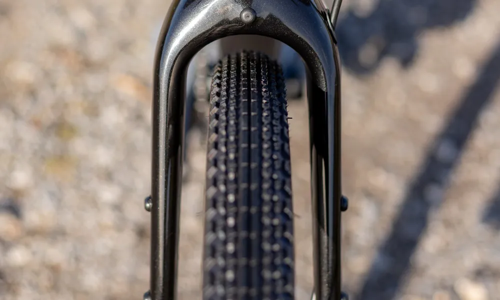 close up on a kenda gravel tyre