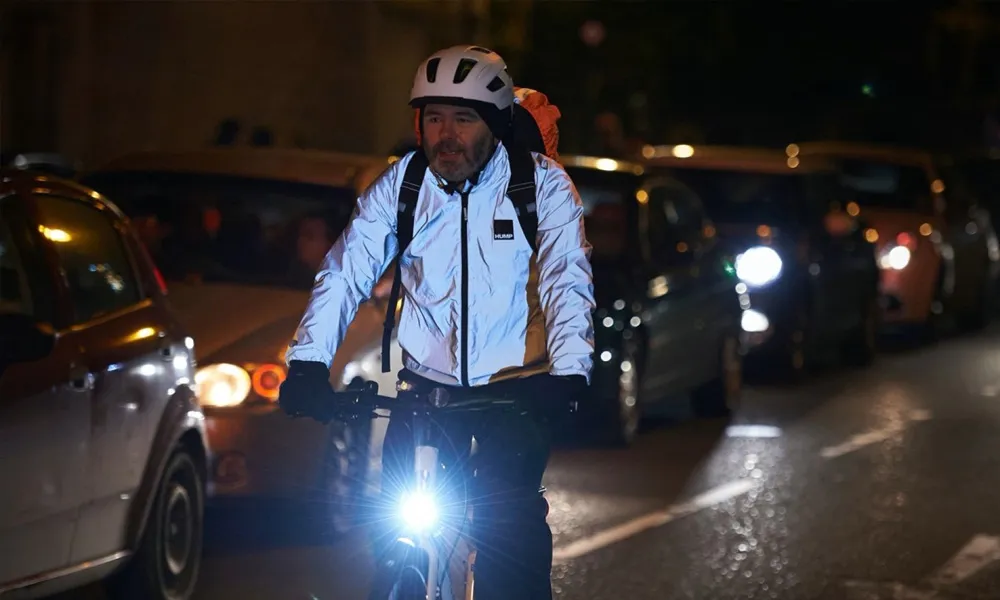 hump reflective cycling jackets and backpack in the dark