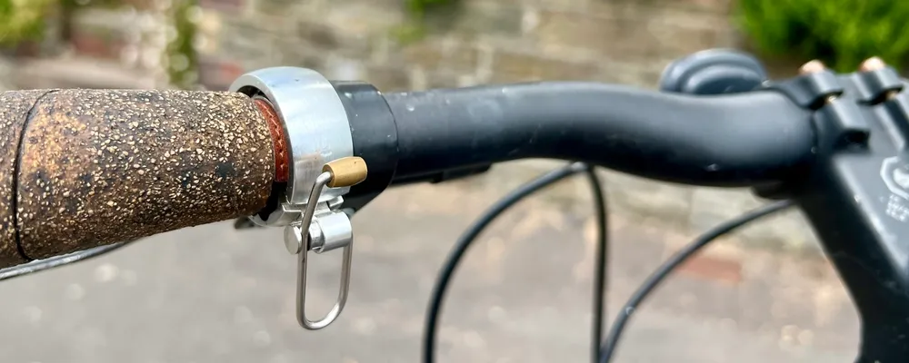 Bike bell on a hybrid bike