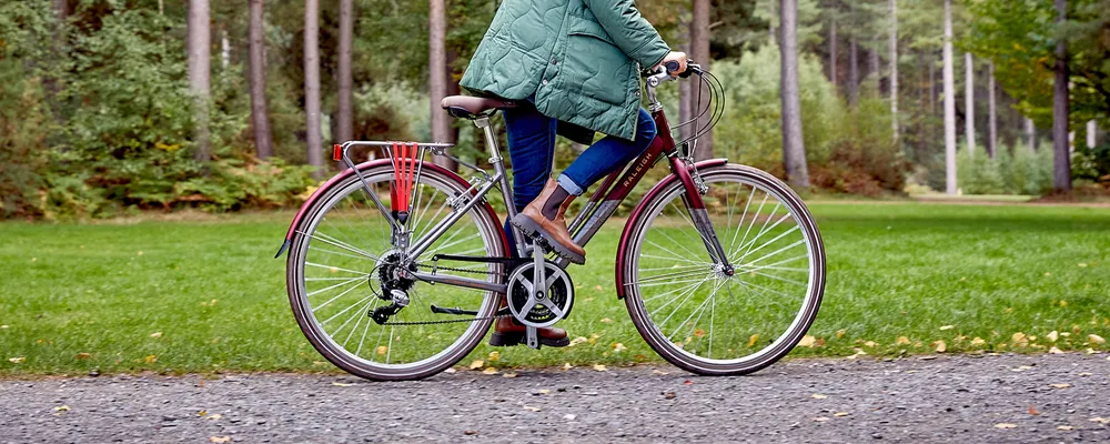 riding a bike witha rear bike rack