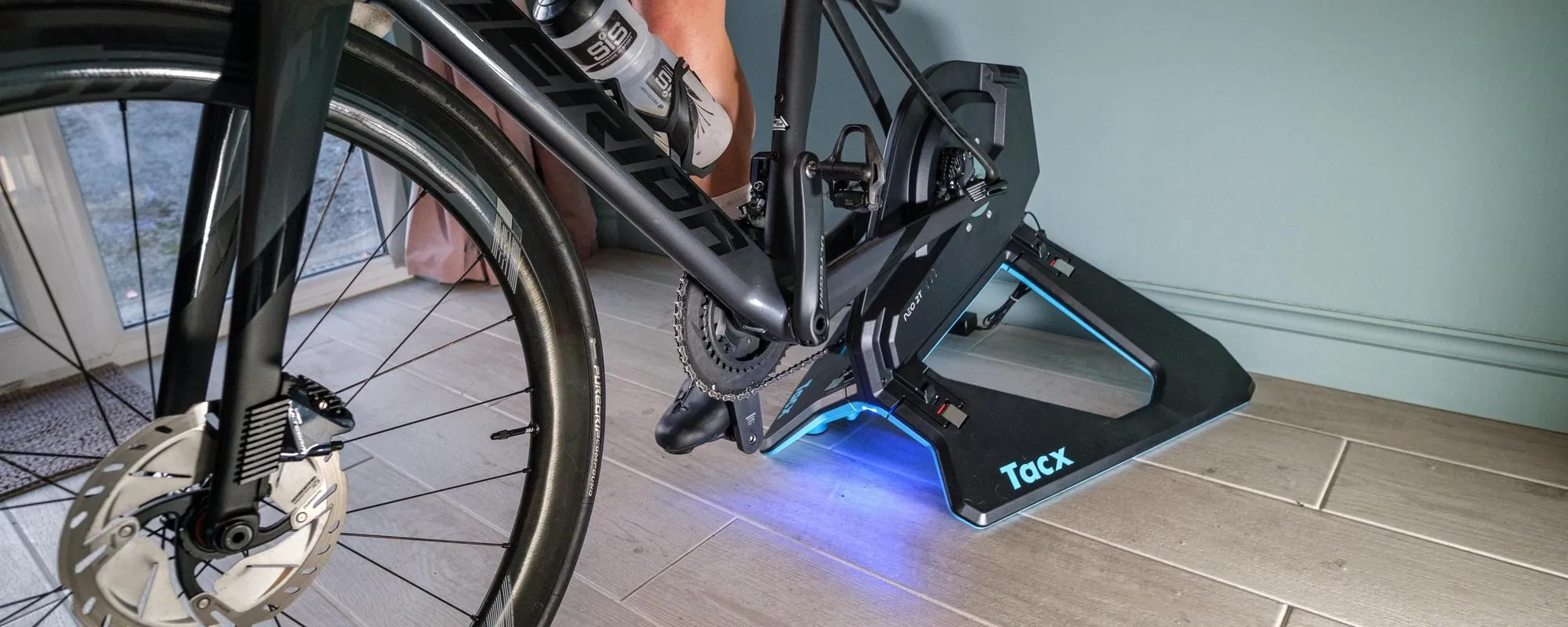 Tacx neo 2 deals on sale