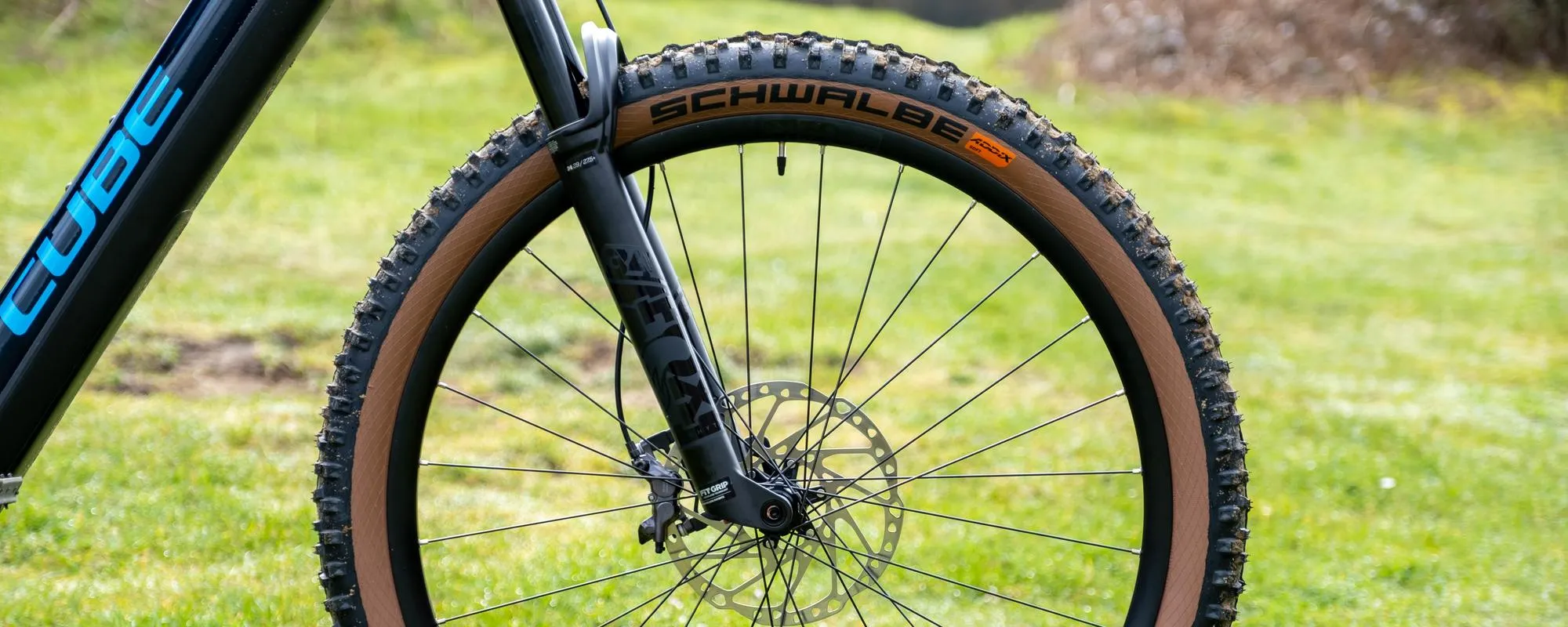 Cube with Schwalbe tyre