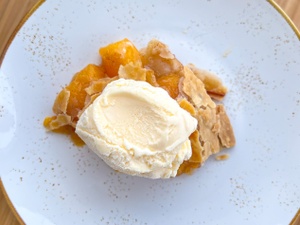 Peach Pie with Vanilla Ice Cream